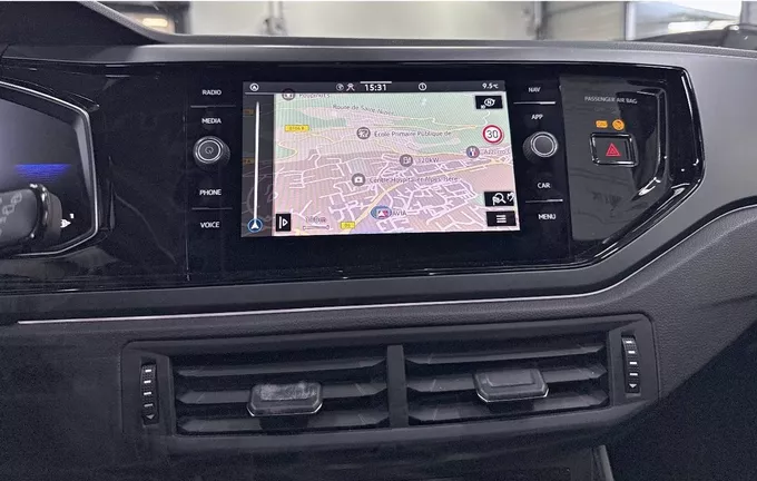 VOLKSWAGEN POLO 1.0 TSI 95 S&S BVM5 R-Line Edition photo 15 2126693