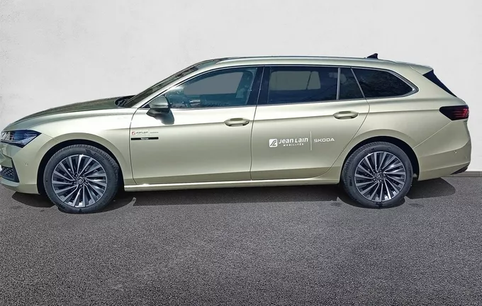 SKODA SUPERB Combi 1.5 TSI mHEV 150 ch ACT DSG7 Laurin & Klement extérieur côté gauche 9560