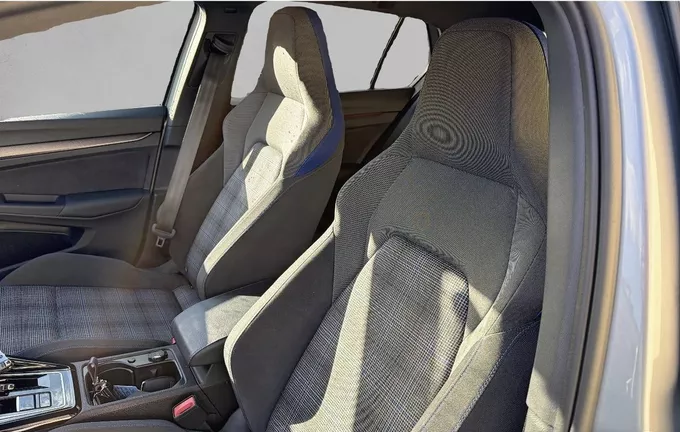 VOLKSWAGEN GOLF 1.5 eHybrid 272 DSG6 GTE extérieur trois quart arrière droit 560449
