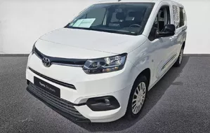 TOYOTA PROACE CITY VERSO MC23 Proace City Verso TPMR Long 1.2L 110 VVT-i BVM6 Dynamic YARERHNP2GJ029987