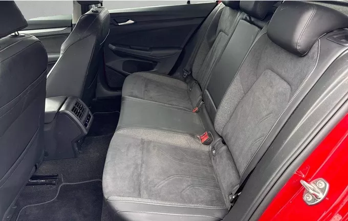 VOLKSWAGEN GOLF 1.5 eHybrid 204 DSG6 Style extérieur arrière 2125867