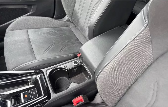 VOLKSWAGEN GOLF 1.5 eHybrid 204 DSG6 Style photo 20 2125867