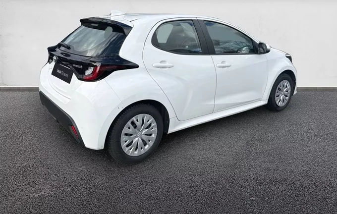 TOYOTA YARIS Hybride 116h Dynamic extérieur trois quart arrière droit 1103043