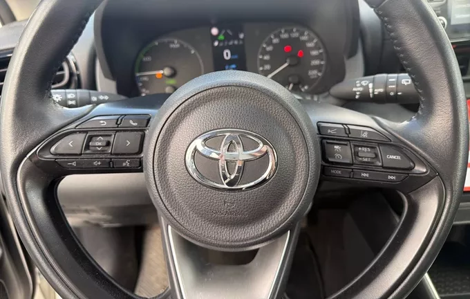 TOYOTA YARIS Hybride 116h Dynamic photo 12 1103043