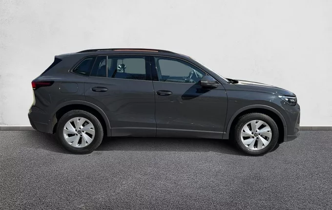 VOLKSWAGEN TIGUAN 1.5 eTSI 130ch DSG7 extérieur côté droit 212935