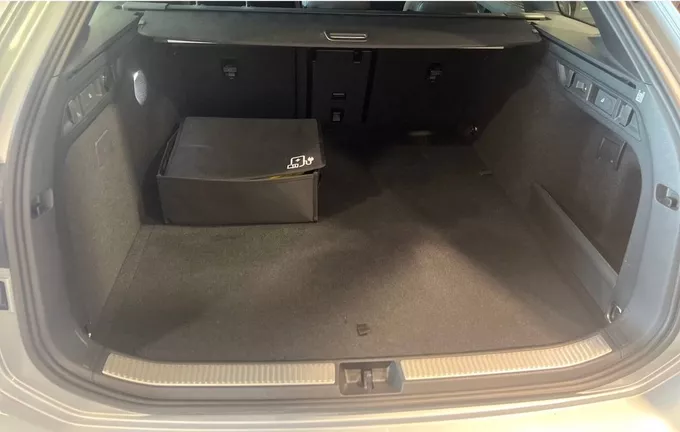 VOLKSWAGEN PASSAT 1.5 eHybrid 272 DSG6 R-Line photo 14 2130844