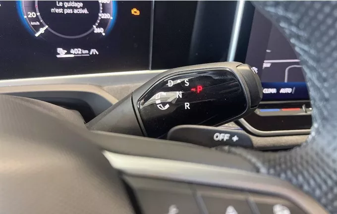 VOLKSWAGEN PASSAT 1.5 eHybrid 272 DSG6 R-Line photo 16 2130844