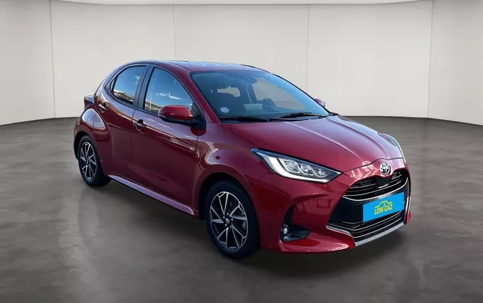 TOYOTA YARIS Hybride 116h Design extérieur trois quart avant droit 213606