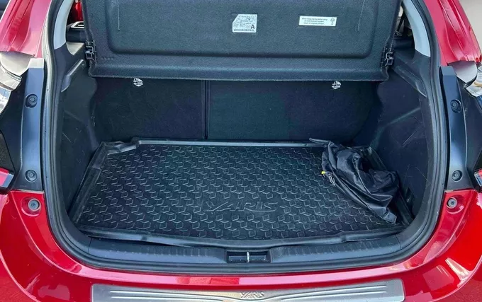 TOYOTA YARIS Hybride 116h Design photo 10 213606