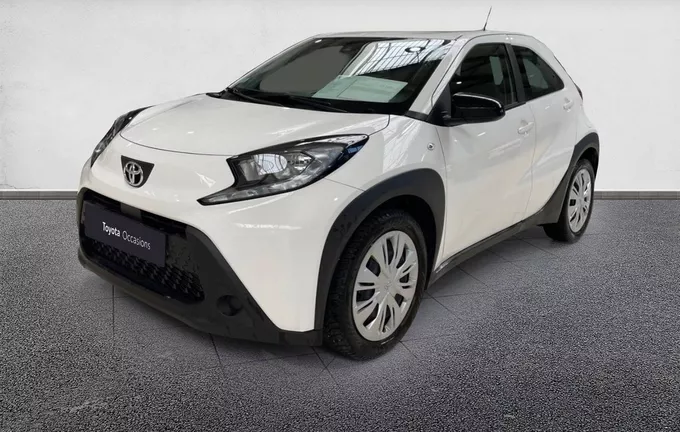 TOYOTA AYGO X 1.0 VVT-i 72 Dynamic extérieur trois quart avant gauche 1103373