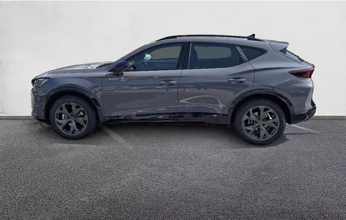 CUPRA FORMENTOR 1.5 eTSI Hybrid 150 ch DSG7 V extérieur trois quart arrière gauche 0453