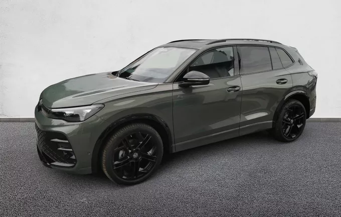 VOLKSWAGEN TIGUAN 1.5 eTSI 150ch DSG7 R-Line extérieur trois quart avant gauche 1193