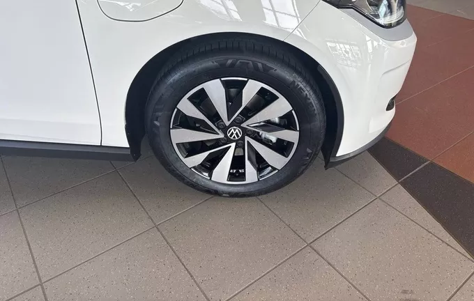 VOLKSWAGEN ID. POLO 211 ch 52 kWh Life Edition photo 9 9559