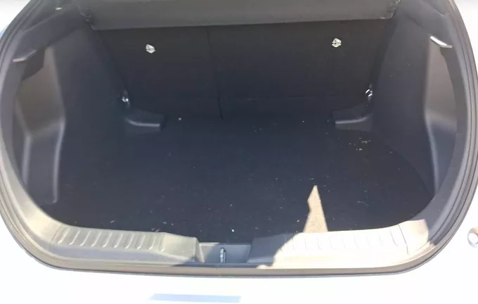 TOYOTA C-HR Hybride 140 Design photo 10 1103705