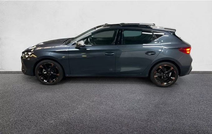 CUPRA LEON 1.5 eTSI Hybrid 150 ch DSG7 V extérieur trois quart arrière gauche 2132628
