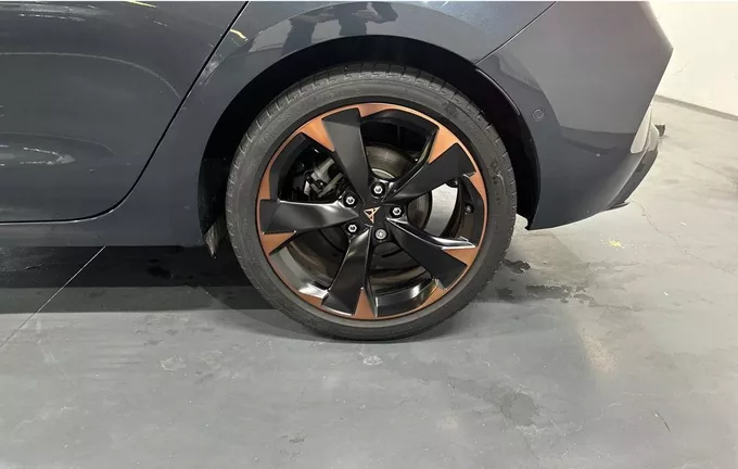CUPRA LEON 1.5 eTSI Hybrid 150 ch DSG7 V photo 12 2132628