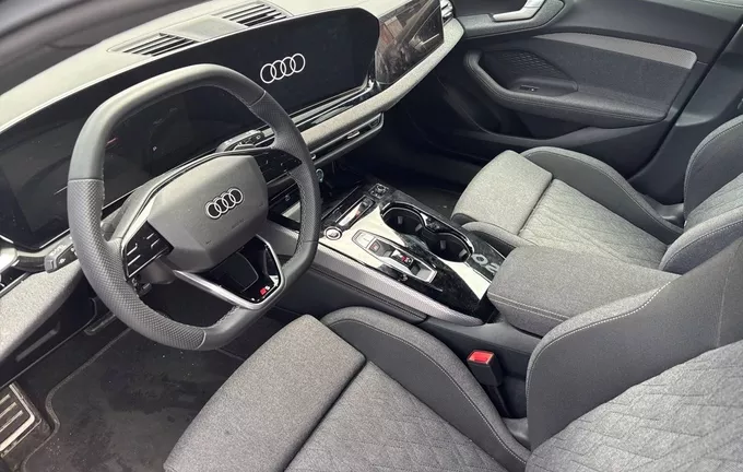 AUDI A5 Avant TDI Hybride 204 ch S tronic 7 S line photo 11 2129061