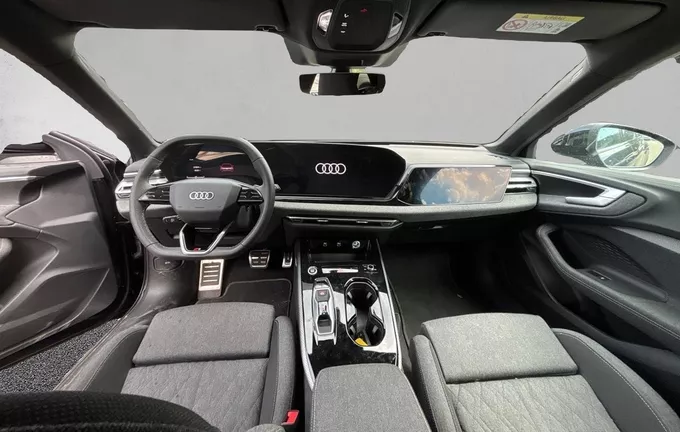 AUDI A5 Avant TDI Hybride 204 ch S tronic 7 S line photo 18 2129061