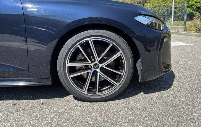 AUDI A5 Avant TDI Hybride 204 ch S tronic 7 S line photo 9 2129061