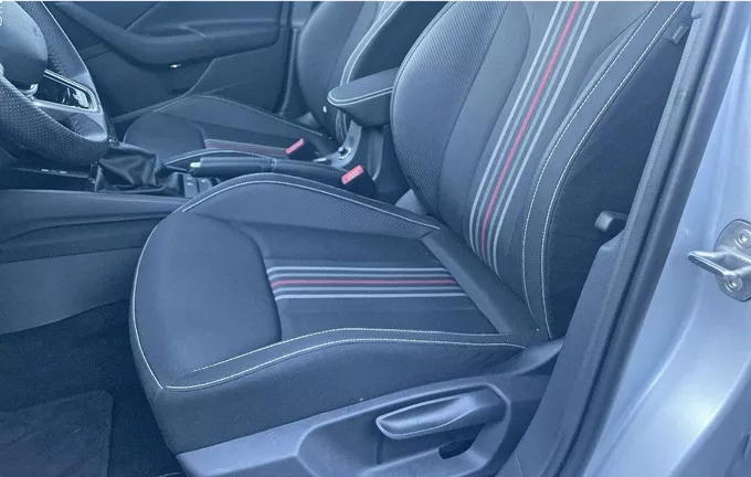 SKODA SCALA 1.0 TSI Evo 2 116 ch DSG7 Monte-Carlo extérieur trois quart arrière droit 2123527