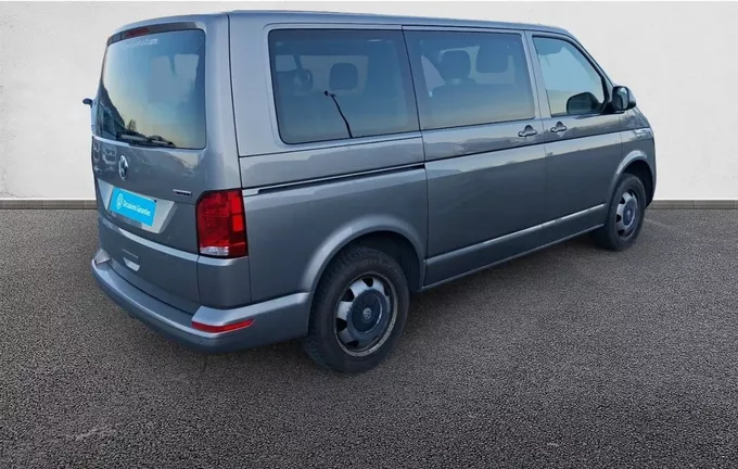 VOLKSWAGEN UTILITAIRES CARAVELLE 6.1 2.0 TDI 150 BMT Courte DSG7 4Motion 9 Places Confortline extérieur avant 106152