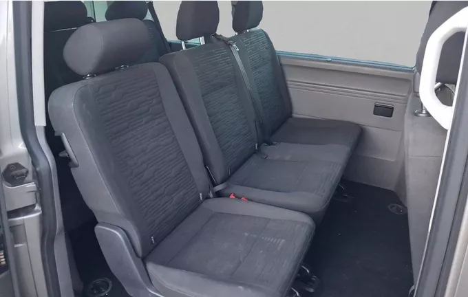 VOLKSWAGEN UTILITAIRES CARAVELLE 6.1 2.0 TDI 150 BMT Courte DSG7 4Motion 9 Places Confortline extérieur arrière 106152