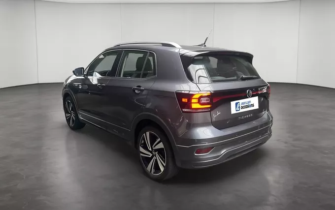 VOLKSWAGEN T-CROSS 1.0 TSI 110 Start/Stop BVM6 R-Line extérieur trois quart arrière gauche 2132314