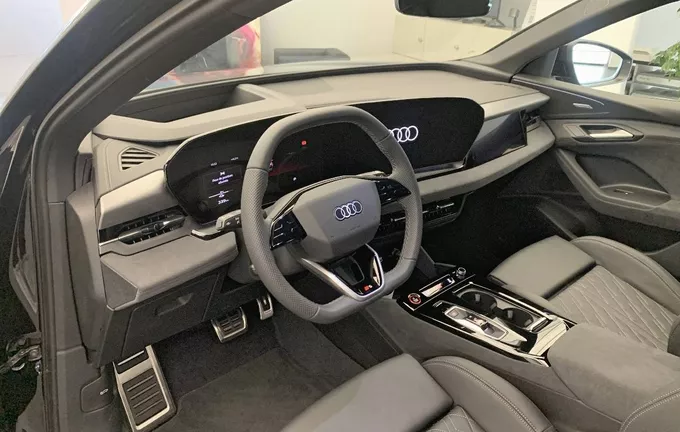 AUDI SQ6 E-TRON 489 ch 100 kWh quattro photo 10 1151