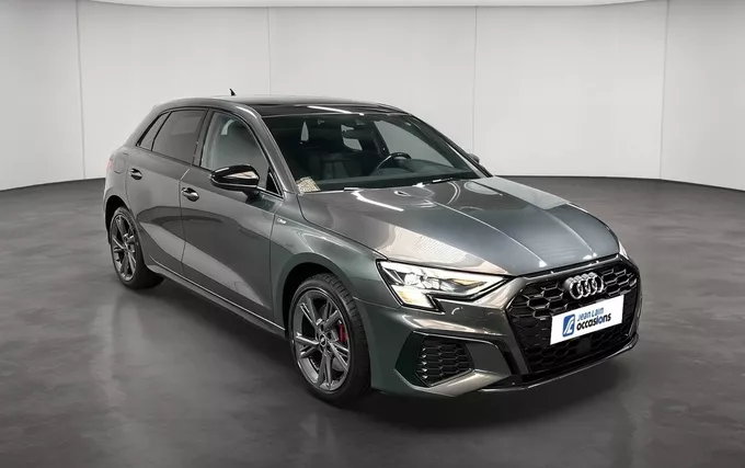 AUDI A3 Sportback 45 TFSIe 245 S tronic 6 Competition extérieur trois quart avant droit 2131828