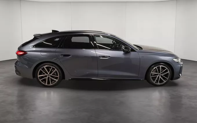 AUDI A5 Avant e-hybrid 299 ch S tronic 7 Quattro S line extérieur côté droit 2132230