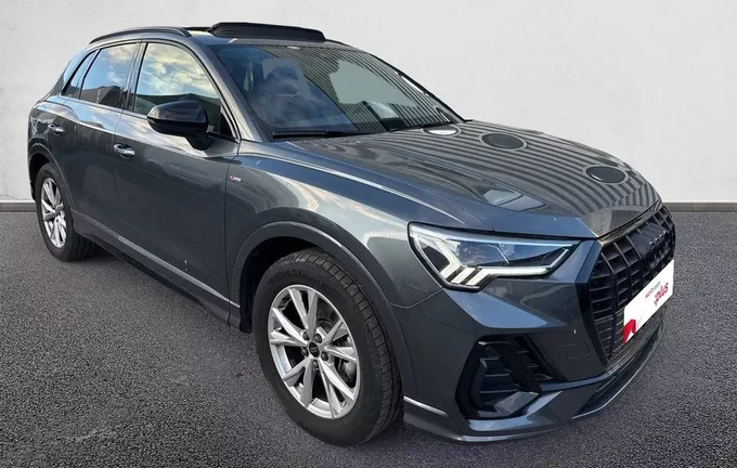 AUDI Q3 35 TFSI 150 ch S tronic 7 S line plus extérieur trois quart avant droit 2123896
