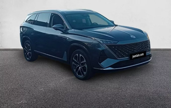 MG MGS9 PHEV Premium extérieur trois quart avant gauche 8061