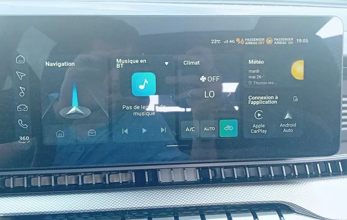MG MGS9 PHEV Premium photo 15 8061
