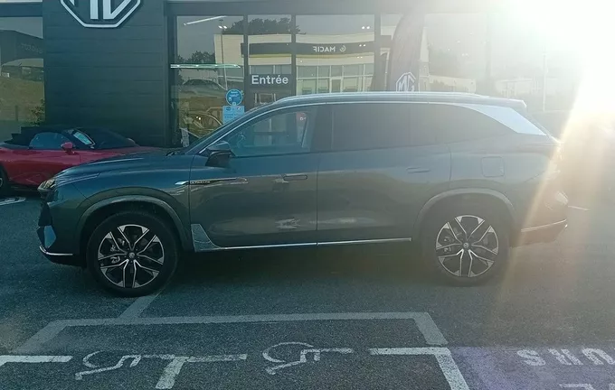 MG MGS9 PHEV Premium photo 22 8061