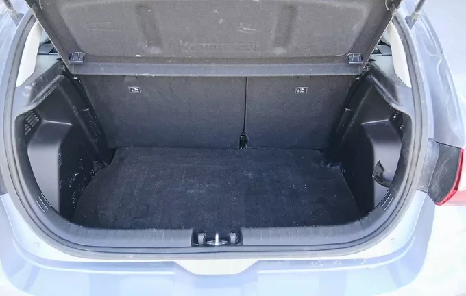 HYUNDAI I20 1.2 79 Initia photo 10 13765