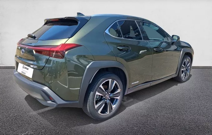LEXUS UX 250h 2WD Premium Edition extérieur trois quart arrière droit 1103609