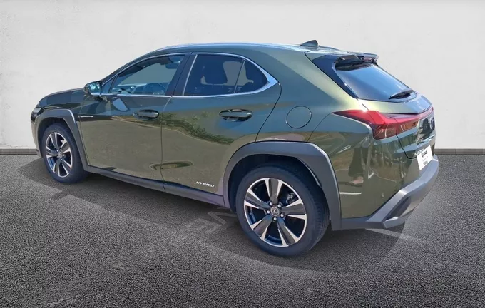 LEXUS UX 250h 2WD Premium Edition extérieur trois quart arrière gauche 1103609