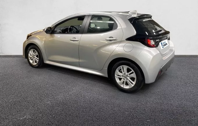 TOYOTA YARIS Hybride 116h Dynamic Business extérieur trois quart arrière gauche 1103251