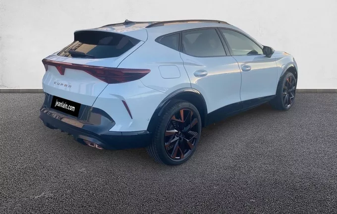 CUPRA FORMENTOR eHybrid 204 ch DSG6 V extérieur trois quart arrière droit 3135
