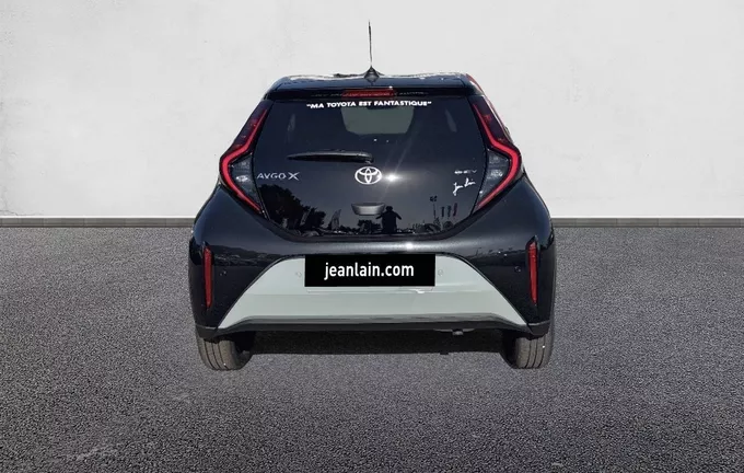 TOYOTA AYGO X Hybride 116h Graphic extérieur arrière 99595