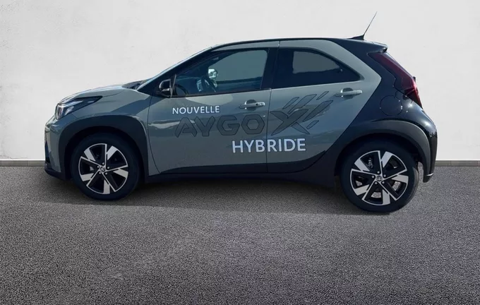 TOYOTA AYGO X Hybride 116h Graphic extérieur côté gauche 99595