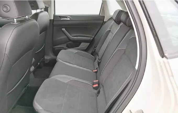VOLKSWAGEN POLO 1.0 TSI 95 S&S BVM5 Style photo 19 2130603