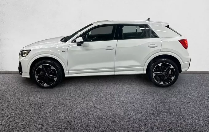 AUDI Q2 35 TFSI 150 S tronic 7 S line extérieur côté gauche 2131467