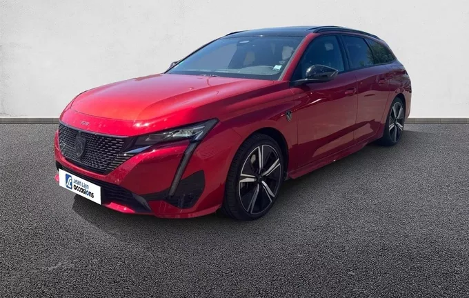 PEUGEOT 308 PHEV 180 e-EAT8 GT extérieur trois quart avant gauche 2129212