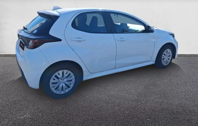 TOYOTA YARIS Hybride 116h Dynamic extérieur trois quart arrière droit 1103499