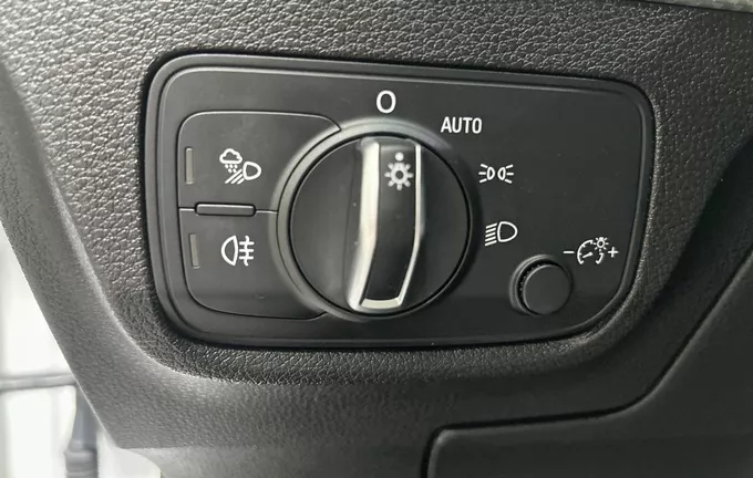 AUDI Q2 35 TDI 150 S tronic 7 Advanced photo 15 213144
