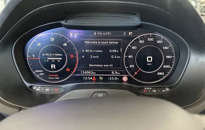 AUDI Q2 35 TDI 150 S tronic 7 Advanced photo 19 213144