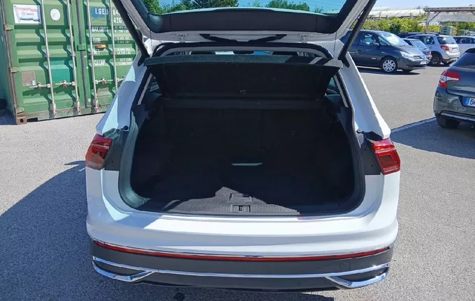 VOLKSWAGEN TIGUAN 1.5 TSI 150ch DSG7 Elegance extérieur arrière 945915