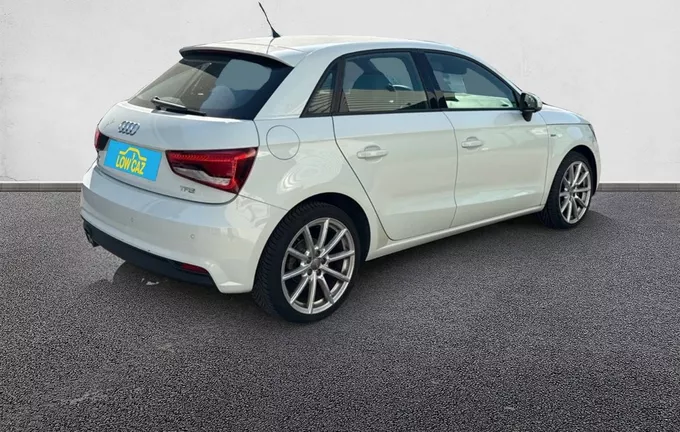AUDI A1 Sportback 1.4 TFSI 125 BVM6 S line extérieur trois quart arrière droit 213108