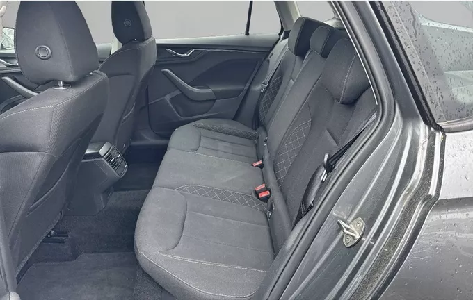 SKODA KAMIQ 1.0 TSI Evo 110 ch DSG7 Ambition extérieur arrière 2127908